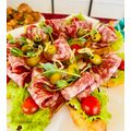 Брускетта с салями черри, оливкой и зеленью купить в Могилеве